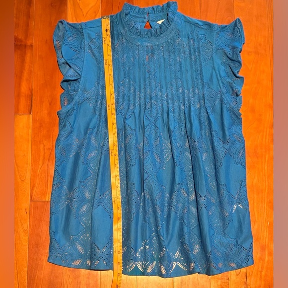 Reitman’s size small electric blue lace sheer blouse. - Picture 9 of 15